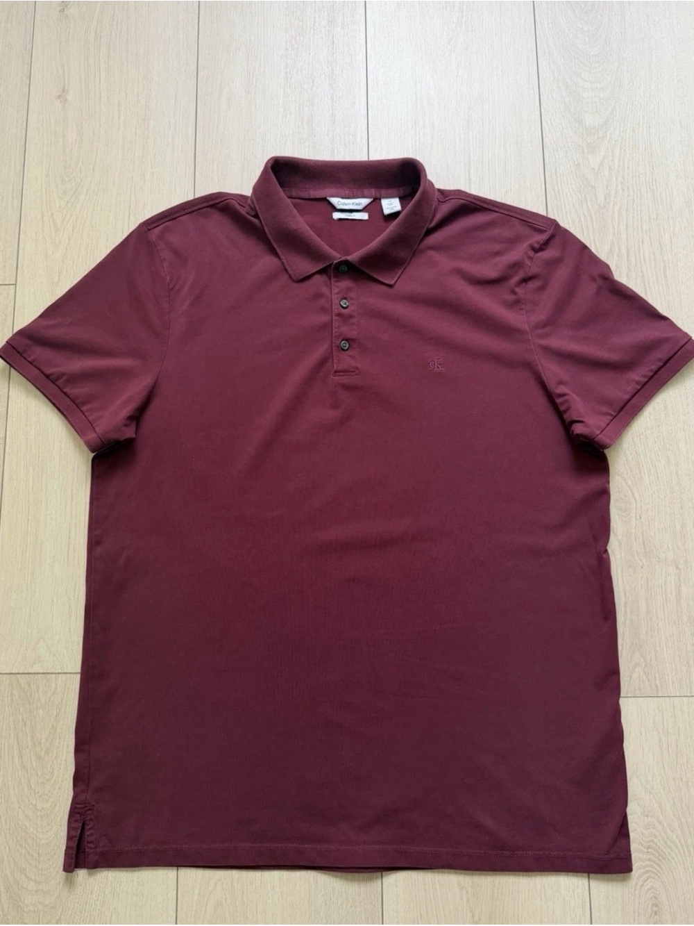 Calvin Klein Men's Polo Shirt in Burgundy